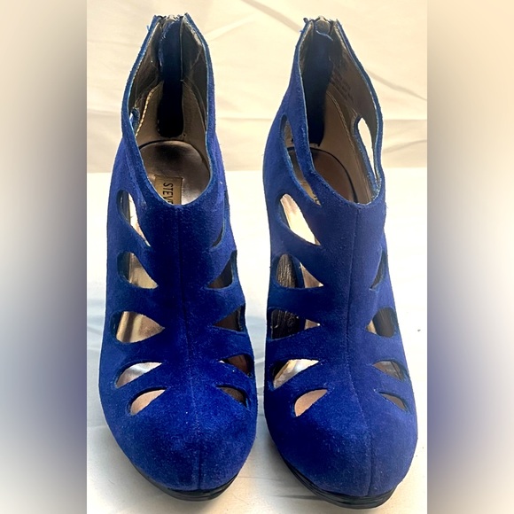 Steve Madden Suede Bootie Cobalt Blue - Picture 6 of 7